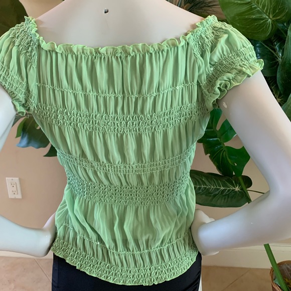 Tops - Picture 3 of 7